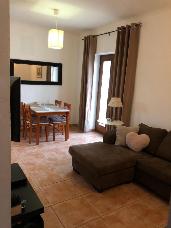 A Casa Amarela Lägenhet Pinheiro de Coja Exteriör bild
