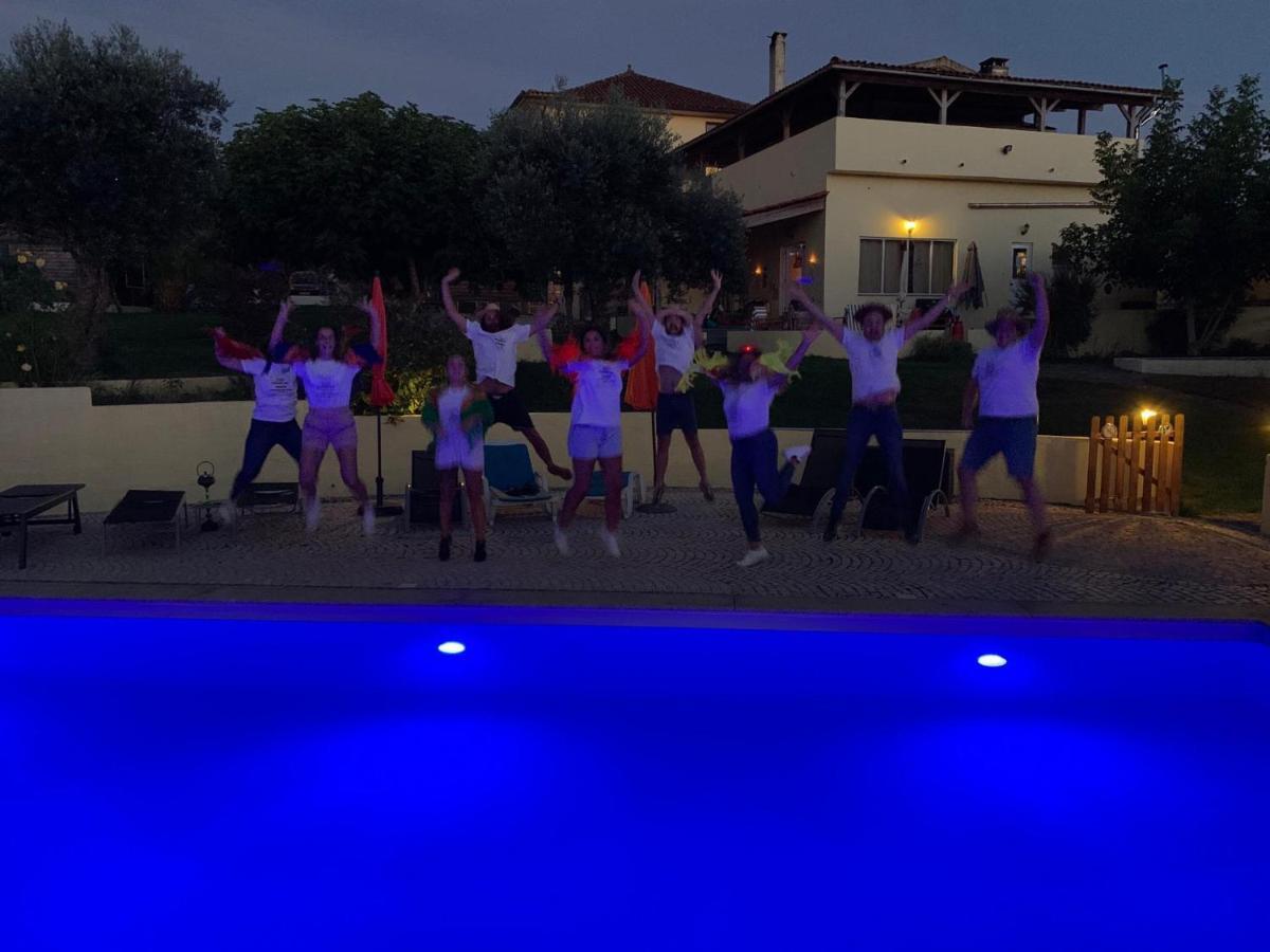 A Casa Amarela Lägenhet Pinheiro de Coja Exteriör bild