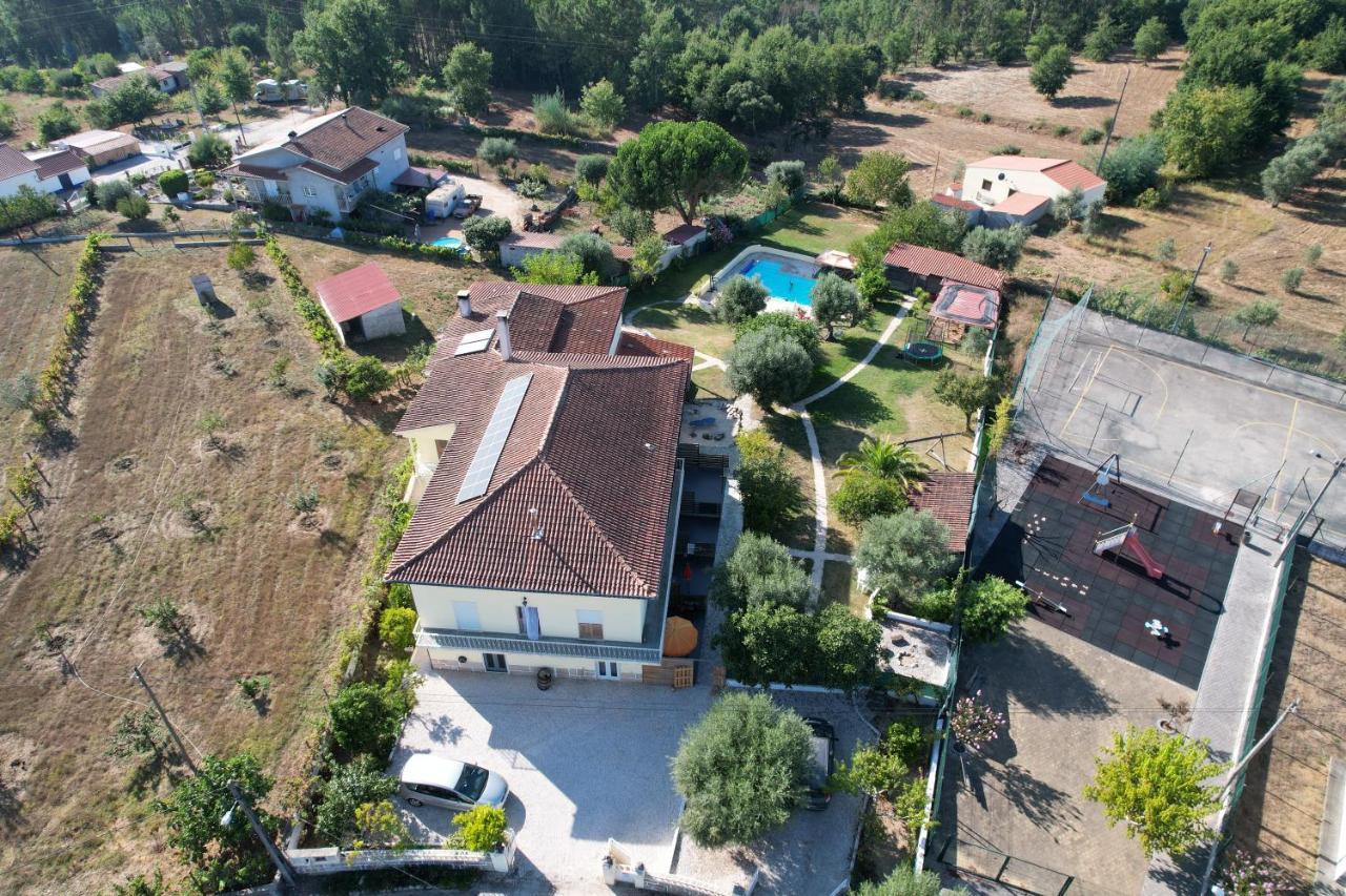 A Casa Amarela Lägenhet Pinheiro de Coja Exteriör bild