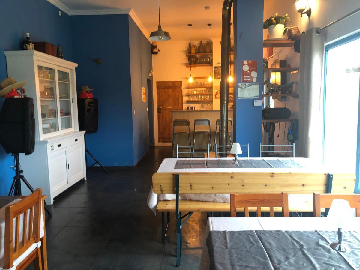 A Casa Amarela Lägenhet Pinheiro de Coja Exteriör bild
