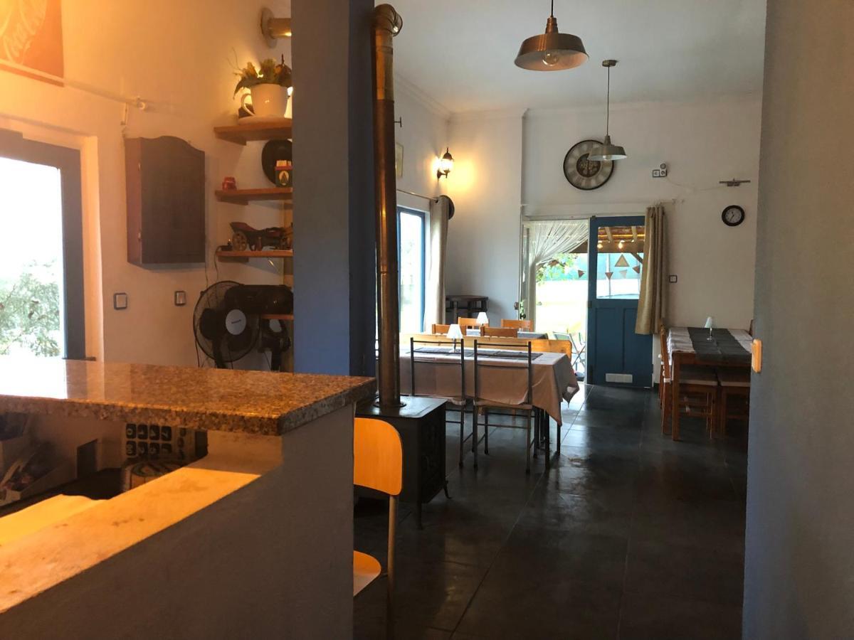 A Casa Amarela Lägenhet Pinheiro de Coja Exteriör bild